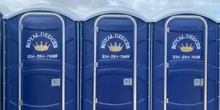 Best Deluxe Portable Toilet Rental  in Milford, IN